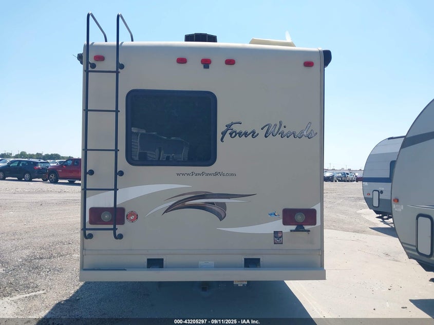 2017 Ford E-450 Cutaway VIN: 1FDXE4FS8HDC15156 Lot: 43205297