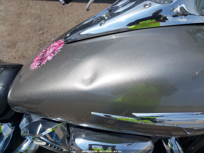 2009 Honda Vtx1300 T VIN: 1HFSC52T69A00037 Lot: 43205395