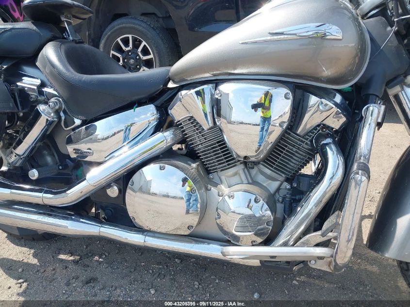 2009 Honda Vtx1300 T VIN: 1HFSC52T69A00037 Lot: 43205395