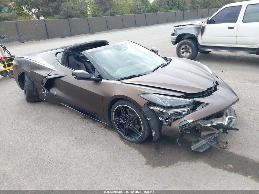 CHEVROLET CORVETTE RWD 1LT