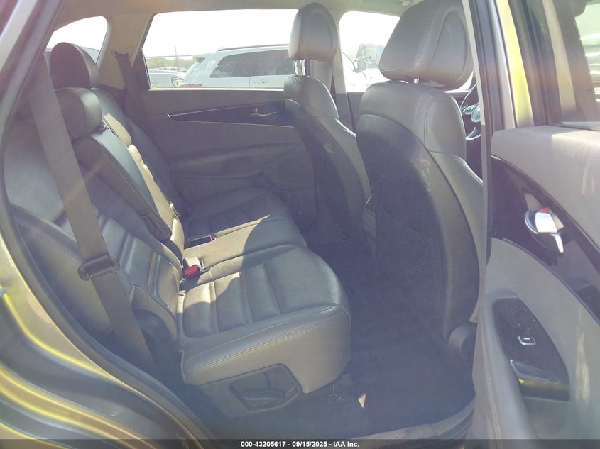2016 KIA SORENTO 3.3L EX 5XYPH4A50GG139901