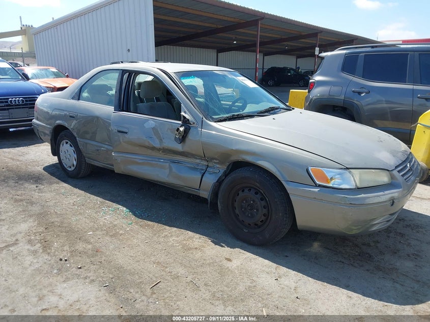 4T1BG22K6WU195940 1998 Toyota Camry Le auction photo 1