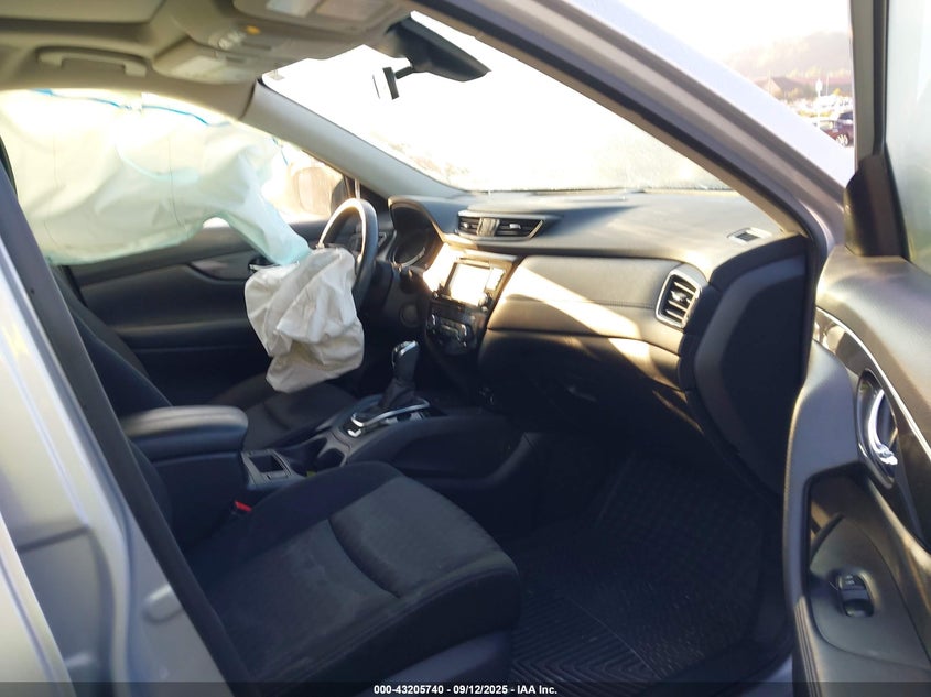 2019 NISSAN ROGUE SV - JN8AT2MV4KW386178