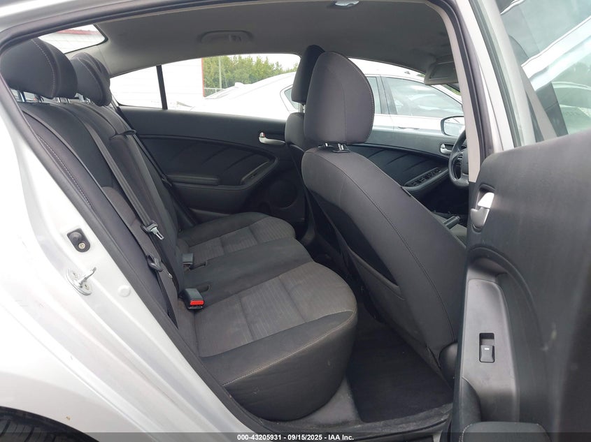 2017 Kia Forte 2.0 Lx Silver Lot 111043205931 Vin 3KPFL4A75HE124689