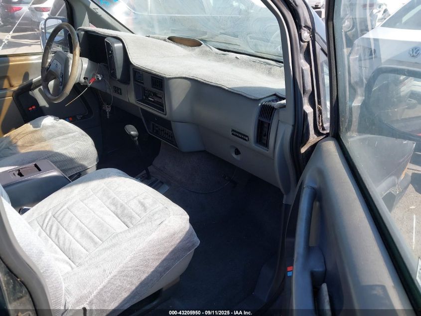 1990 Ford Aerostar