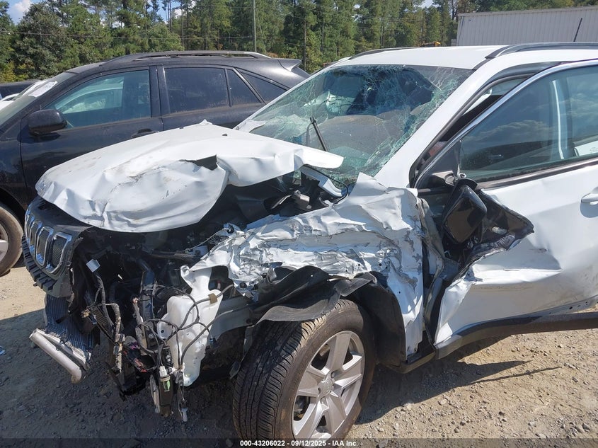 2022 Jeep Compass Latitude Fwd VIN: 3C4NJCBB7NT229675 Lot: 43206022