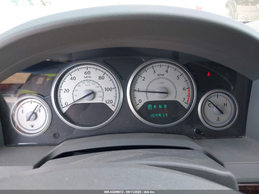 2010 Chrysler Town & Country Lx VIN: 2A4RR4DE0AR285990 Lot: 43206072