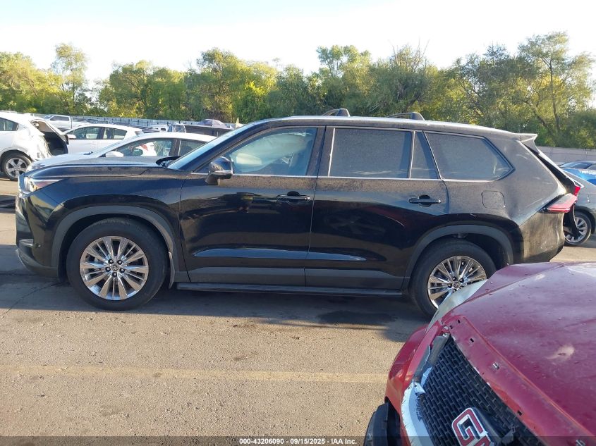 2025 Toyota Grand Highlander Platinum VIN: 5TDAAAB55SS090830 Lot: 43206090