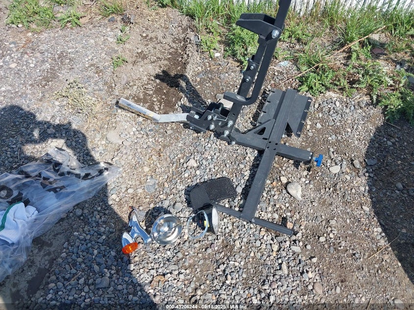 2015 Harley-Davidson Flhtcutg Tri Glide Ultra VIN: 1HD1MAL1XFB852158 Lot: 43206244