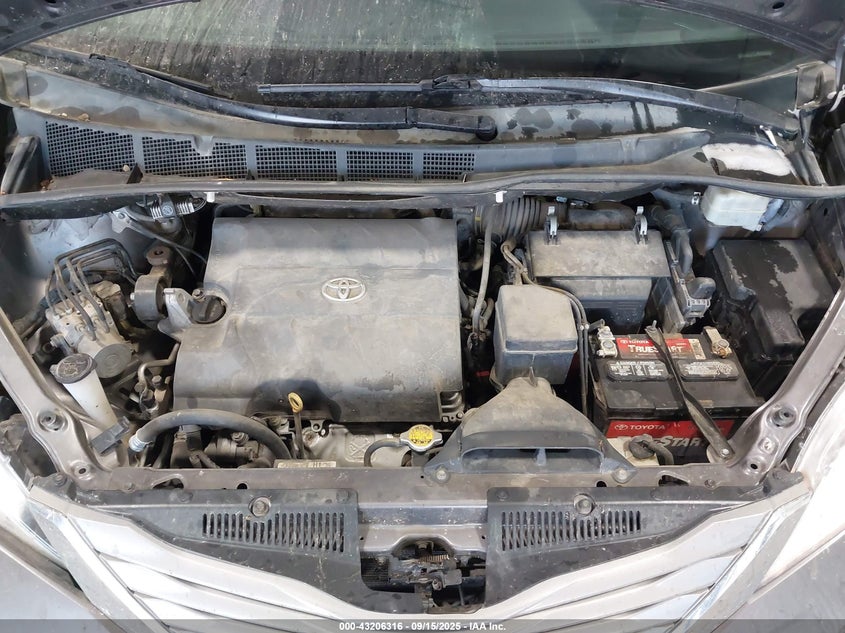 2015 Toyota Sienna Xle 8 Passenger VIN: 5TDYK3DC7FS689169 Lot: 43206316