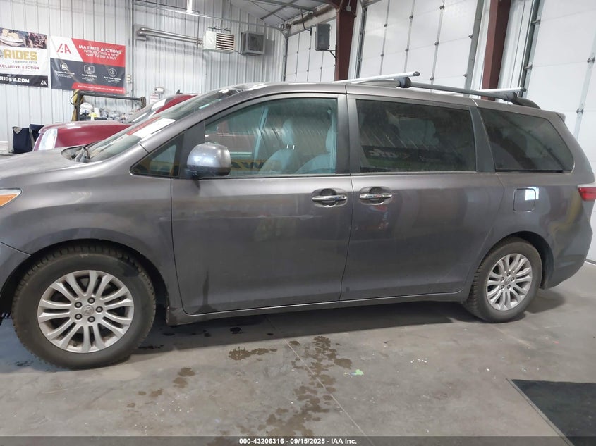 2015 Toyota Sienna Xle 8 Passenger VIN: 5TDYK3DC7FS689169 Lot: 43206316
