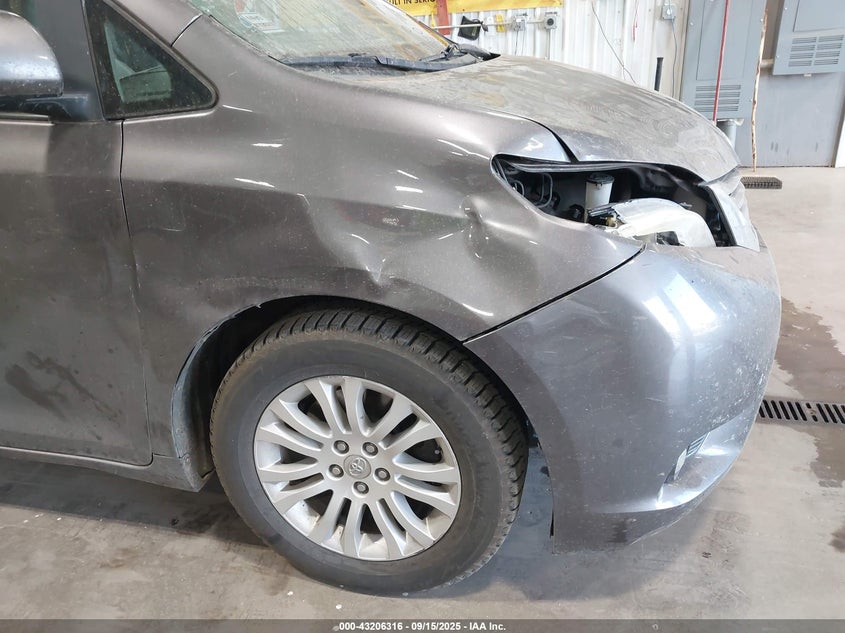 2015 Toyota Sienna Xle 8 Passenger VIN: 5TDYK3DC7FS689169 Lot: 43206316