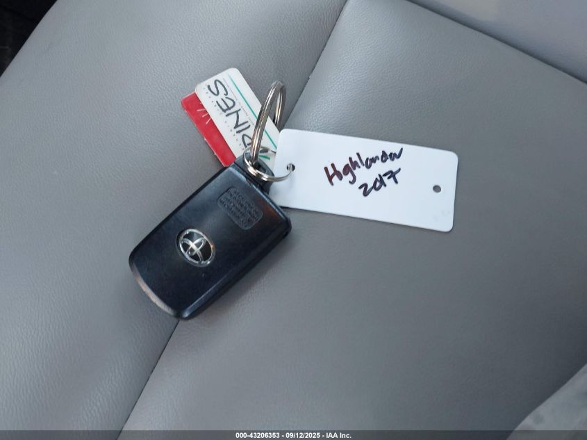 2017 Toyota Highlander Xle VIN: 5TDKZRFH9HS520822 Lot: 43206353