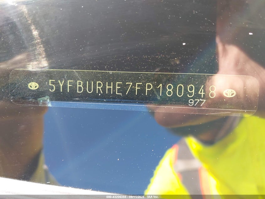 2015 Toyota Corolla Le Plus VIN: 5YFBURHE7FP180948 Lot: 43206355