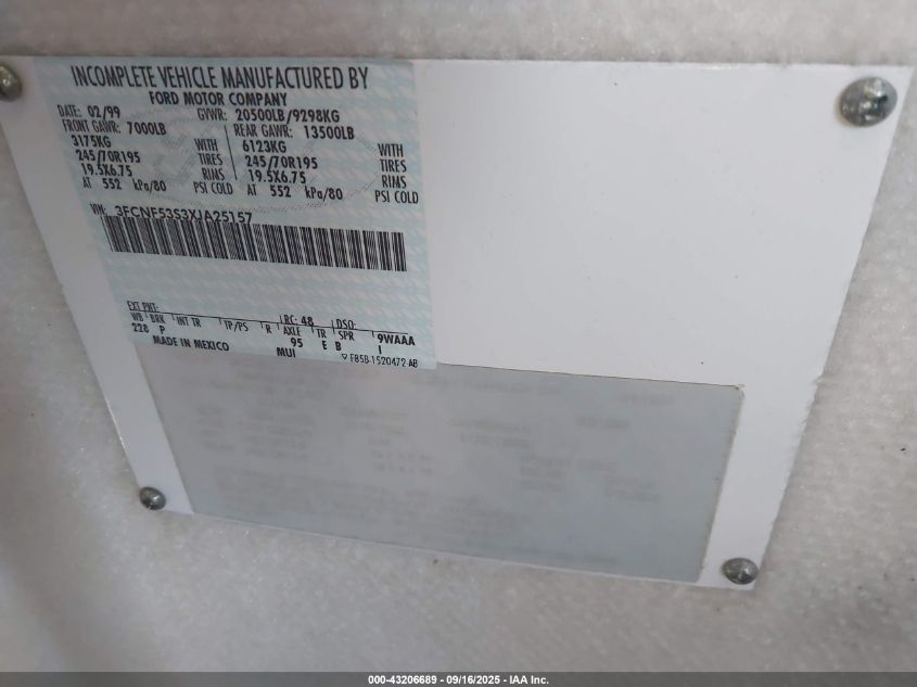 1999 Ford F550 Super Duty Stripped Chass VIN: 3FCNF53S3XJA25157 Lot: 43206689