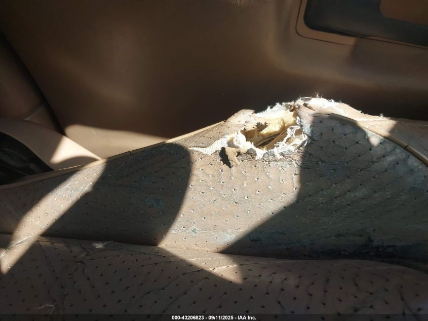 1996 Ford Explorer VIN: 1FMDU34X4TUB91106 Lot: 43206823