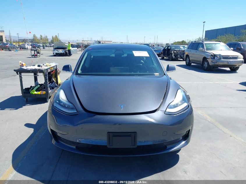 2018 Tesla Model 3 Long Range/Performance VIN: 5YJ3E1EB1JF183216 Lot: 43206833