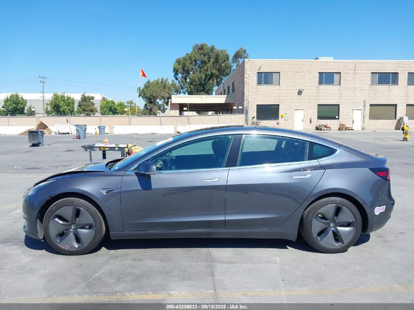 2018 Tesla Model 3 Long Range/Performance VIN: 5YJ3E1EB1JF183216 Lot: 43206833
