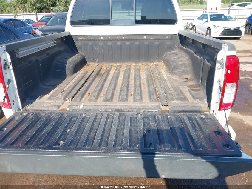 2015 NISSAN FRONTIER PRO-4X - 1N6AD0EV6FN719999