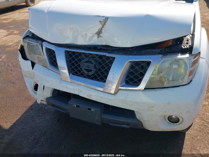2015 NISSAN FRONTIER PRO-4X - 1N6AD0EV6FN719999