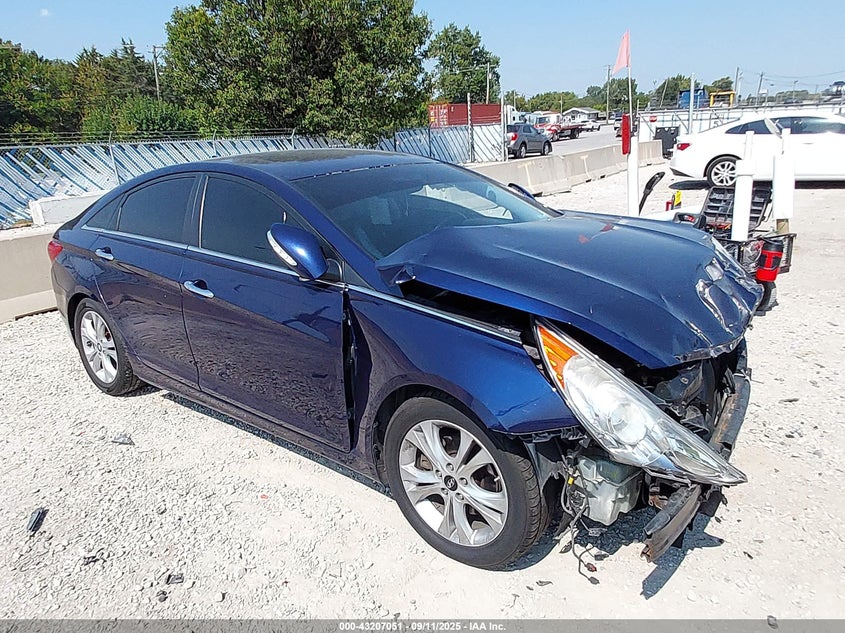 5NPEC4AC8BH140414 2011 Hyundai Sonata Limited auction photo 1