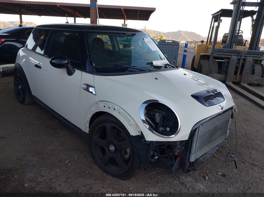 WMWMF7C5XATZ72332 2010 Mini Cooper S auction photo 1