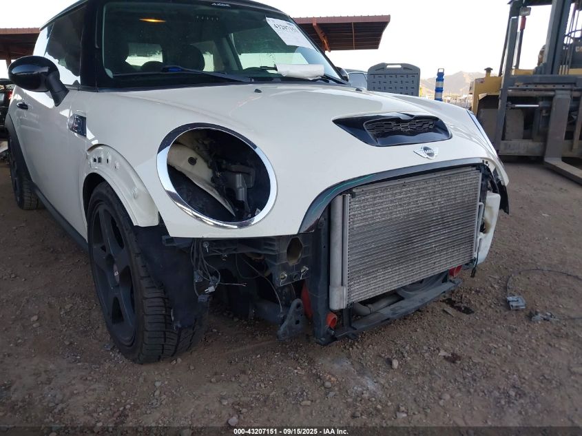 2010 Mini Cooper S VIN: WMWMF7C5XATZ72332 Lot: 43207151