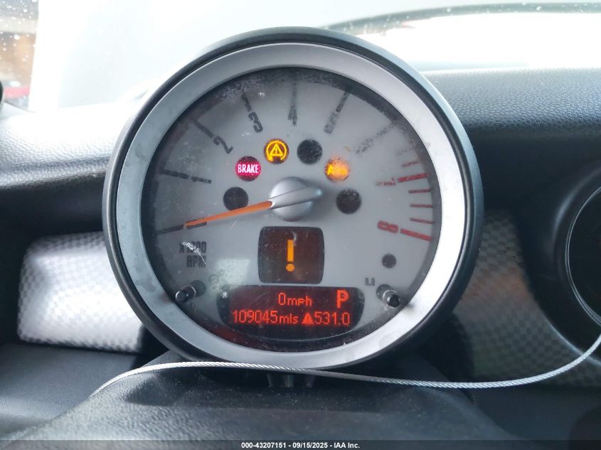 2010 Mini Cooper S VIN: WMWMF7C5XATZ72332 Lot: 43207151