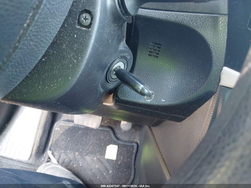 2015 TOYOTA COROLLA LE - 2T1BURHE3FC359780