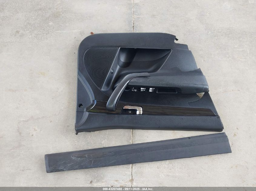 2011 Kia Sorento Lx VIN: 5XYKT3A13BG155826 Lot: 43207488