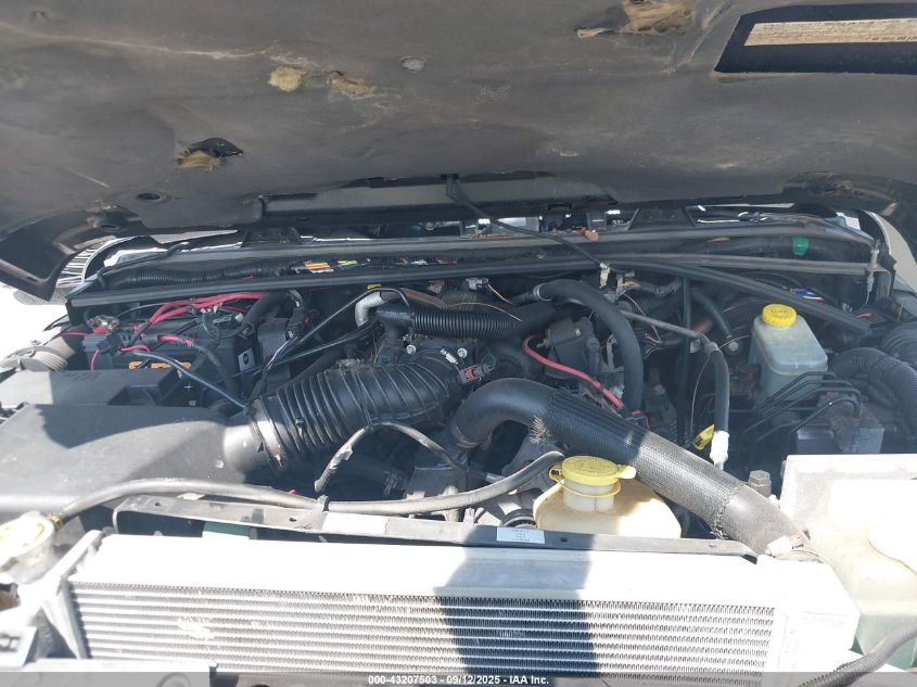 2008 Jeep Wrangler Unlimited Sahara VIN: 1J8GB59148L530735 Lot: 43207503