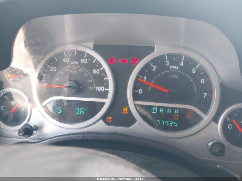 2008 Jeep Wrangler Unlimited Sahara VIN: 1J8GB59148L530735 Lot: 43207503