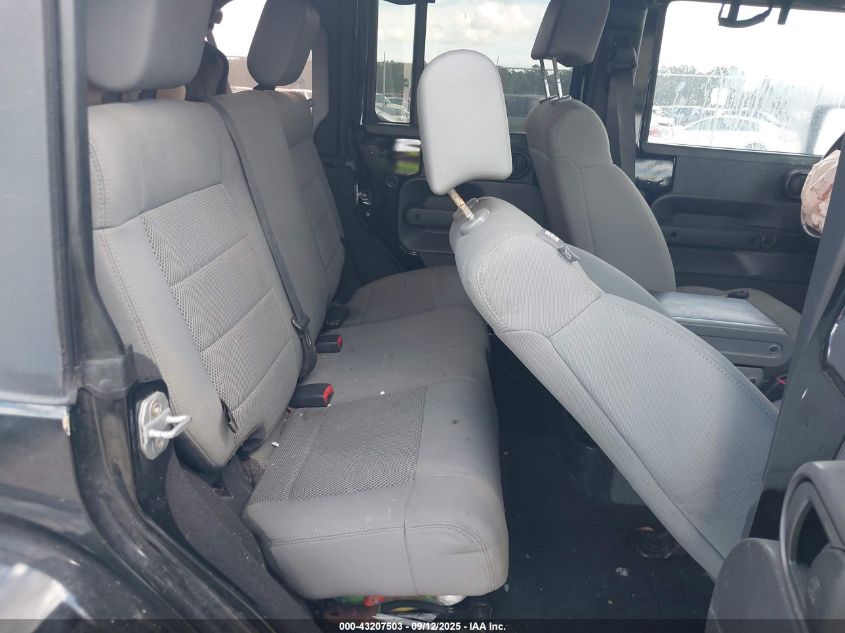 2008 Jeep Wrangler Unlimited Sahara VIN: 1J8GB59148L530735 Lot: 43207503