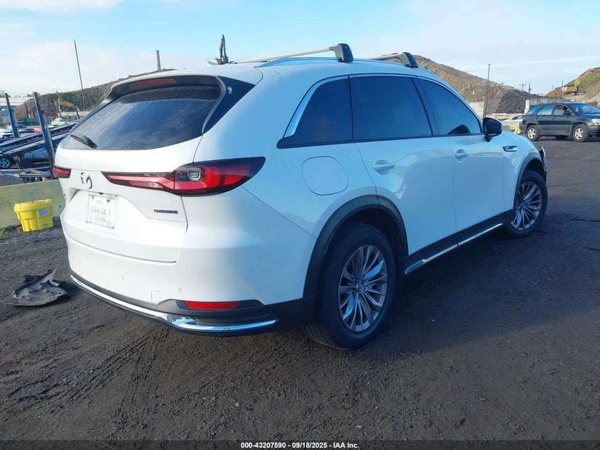 2024 MAZDA CX-90 PHEV auction photo 4