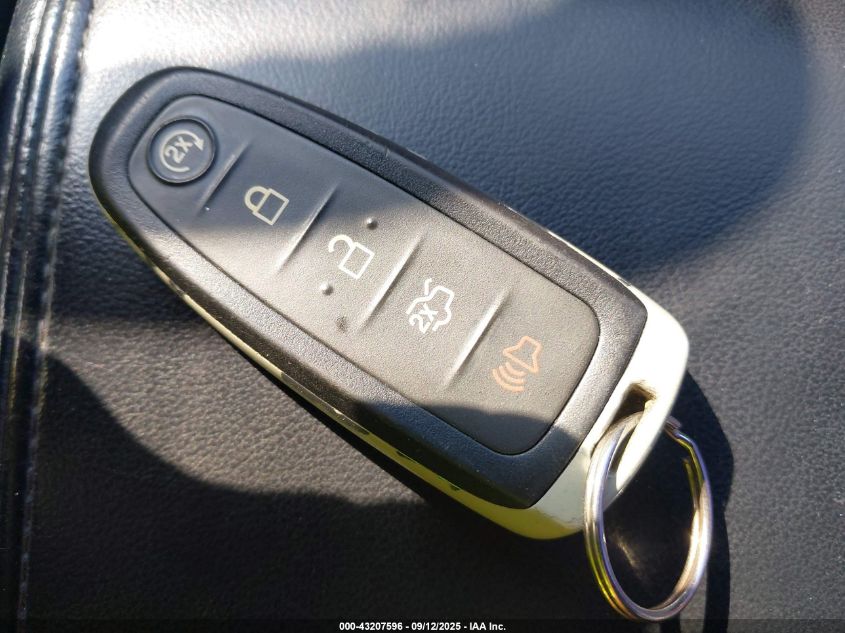 2015 Lincoln Navigator VIN: 5LMJJ2HT9FEJ05250 Lot: 43207596