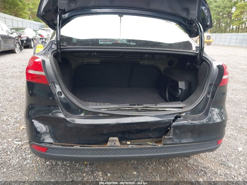 2018 Ford Focus Titanium VIN: 1FADP3J21JL323946 Lot: 43207606