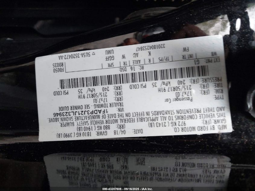 2018 Ford Focus Titanium VIN: 1FADP3J21JL323946 Lot: 43207606