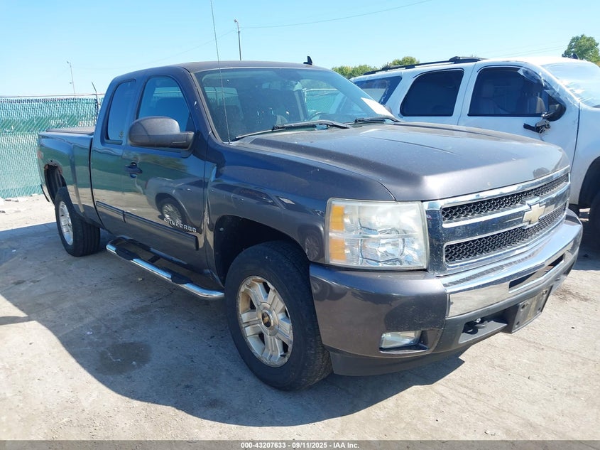 CHEVROLET SILVERADO 1500 LT