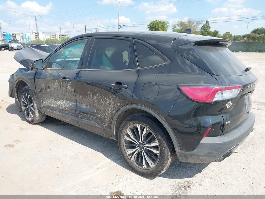 2022 FORD ESCAPE SE - 1FMCU0G60NUB38029