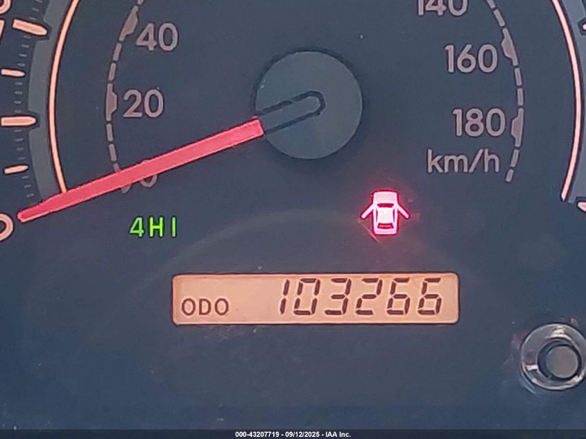 2010 Toyota Tundra Grade 5.7L V8 VIN: 5TFUW5F11AX110223 Lot: 43207719