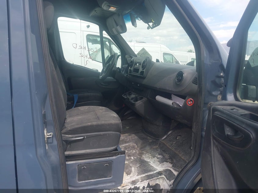 VIN WD4PF0CD4KT004474 2019 MERCEDES-BENZ SPRINTER 2500 HIGH ROOF V6