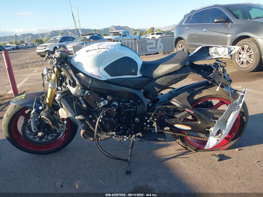 2024 SUZUKI GSX-R750 - JS1GR7MA7R7101065