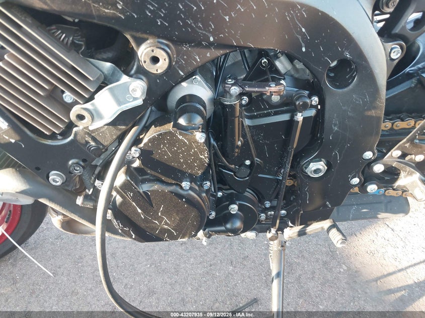 2024 SUZUKI GSX-R750 - JS1GR7MA7R7101065