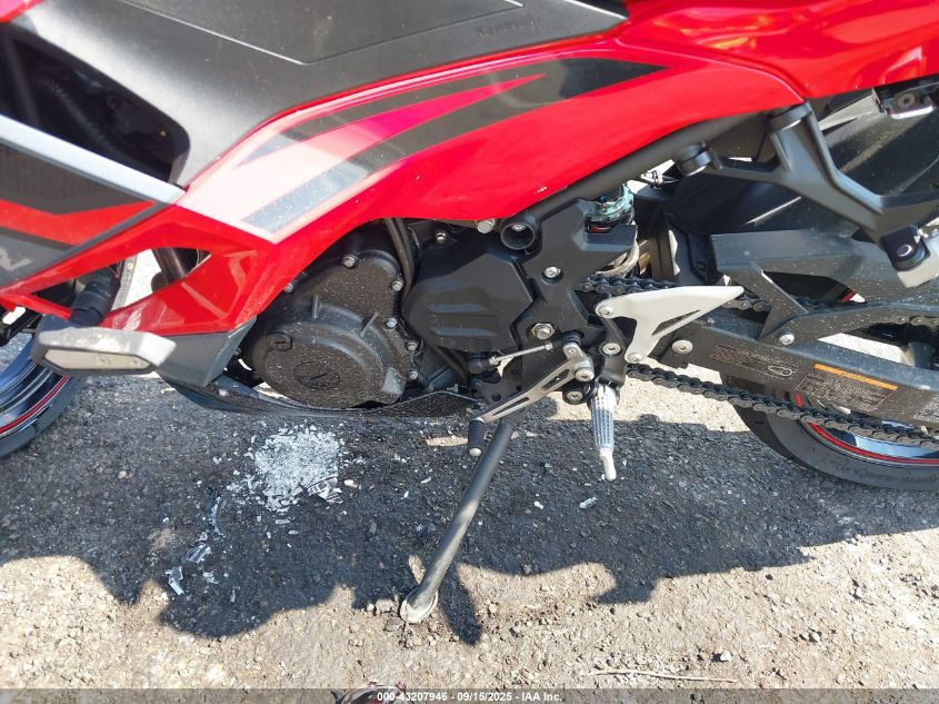 2025 Kawasaki Ex500 A/B VIN: ML5EXGJ10SDA61827 Lot: 43207946