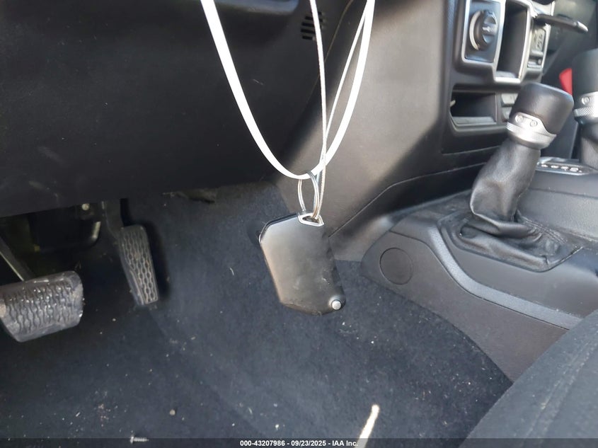 2020 JEEP WRANGLER UNLIMITED SPORT 4X4 - 1C4HJXDM6LW335500