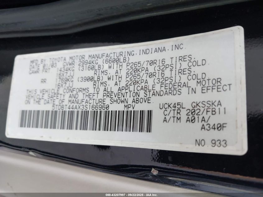 2003 Toyota Sequoia Sr5 V8 VIN: 5TDBT44AX3S166960 Lot: 43207997