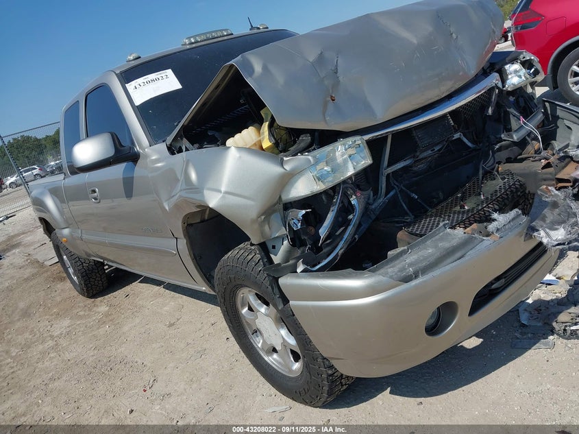 2GTFK69U221385453 2002 GMC Sierra Denali auction photo 1