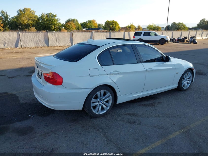 Vin: wbaph7g55anm49709, lot: 43702554, bmw 328i 20104