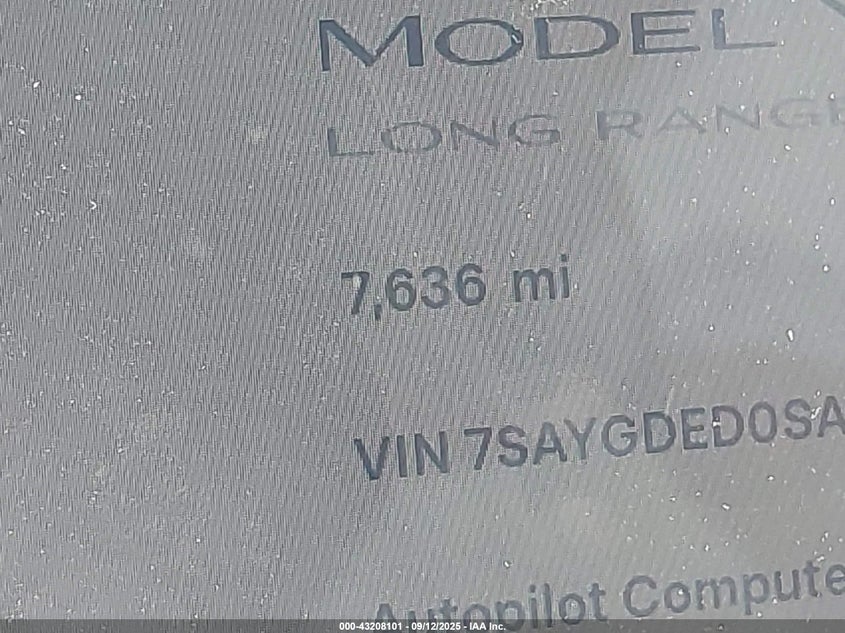 2025 Tesla Model Y Long Range Dual Motor All-Wheel Drive VIN: 7SAYGDED0SA371231 Lot: 43208101