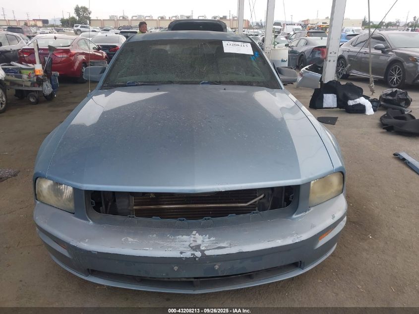 2008 Ford Mustang Gt Deluxe/Gt Premium VIN: 1ZVHT82H785132857 Lot: 43208213